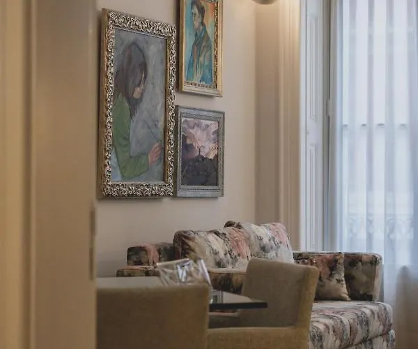 Viterbo'8 - The Artists House Bed & Breakfast Porto