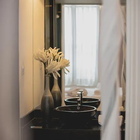 B&B Viterbo'8 - The Artists House 포르투