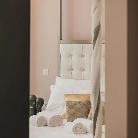 Viterbo'8 - The Artists House B&B 포르투