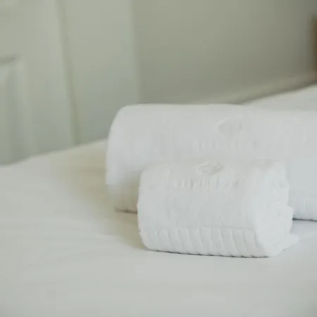 Viterbo'8 - The Artists House Bed & Breakfast 2*