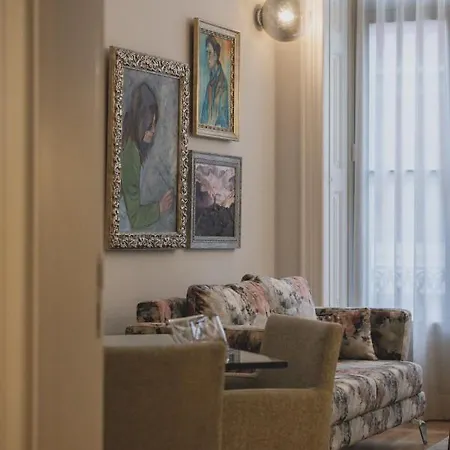 Viterbo'8 - The Artists House B&B 포르투