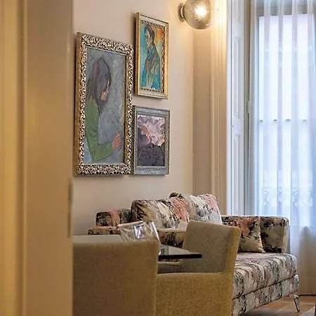 Viterbo'8 - The Artists House فندق مبيت وإفطار 4*