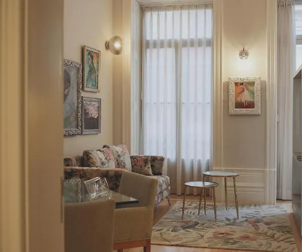 Viterbo'8 - The Artists House 4* פורטו