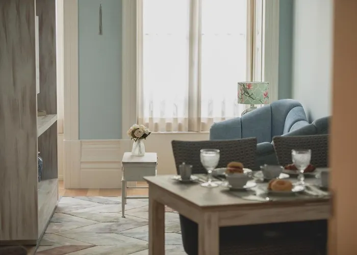 לינה וארוחת בוקר Viterbo'8 - The Artists House