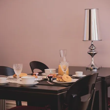 Couette-café Viterbo'8 - The Artists House