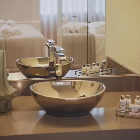 Viterbo'8 - The Artists House 4* ポルト